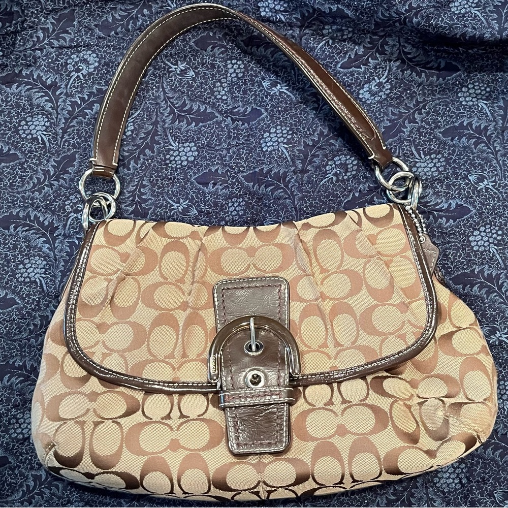 ESTATE SALE fantastic condition Coach Beige and Brown Signature Shoulder Bag!